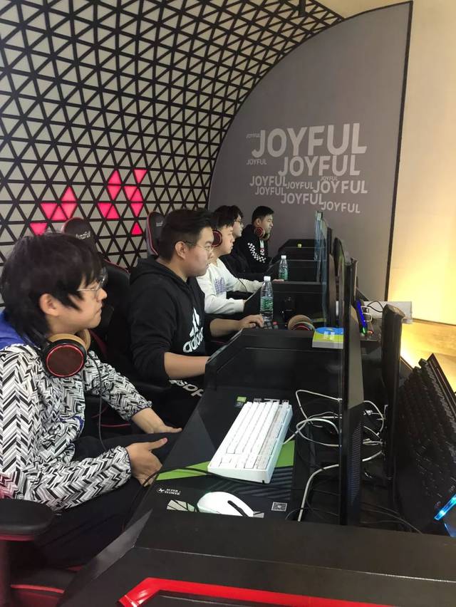 乓球比赛的 乓球比赛的